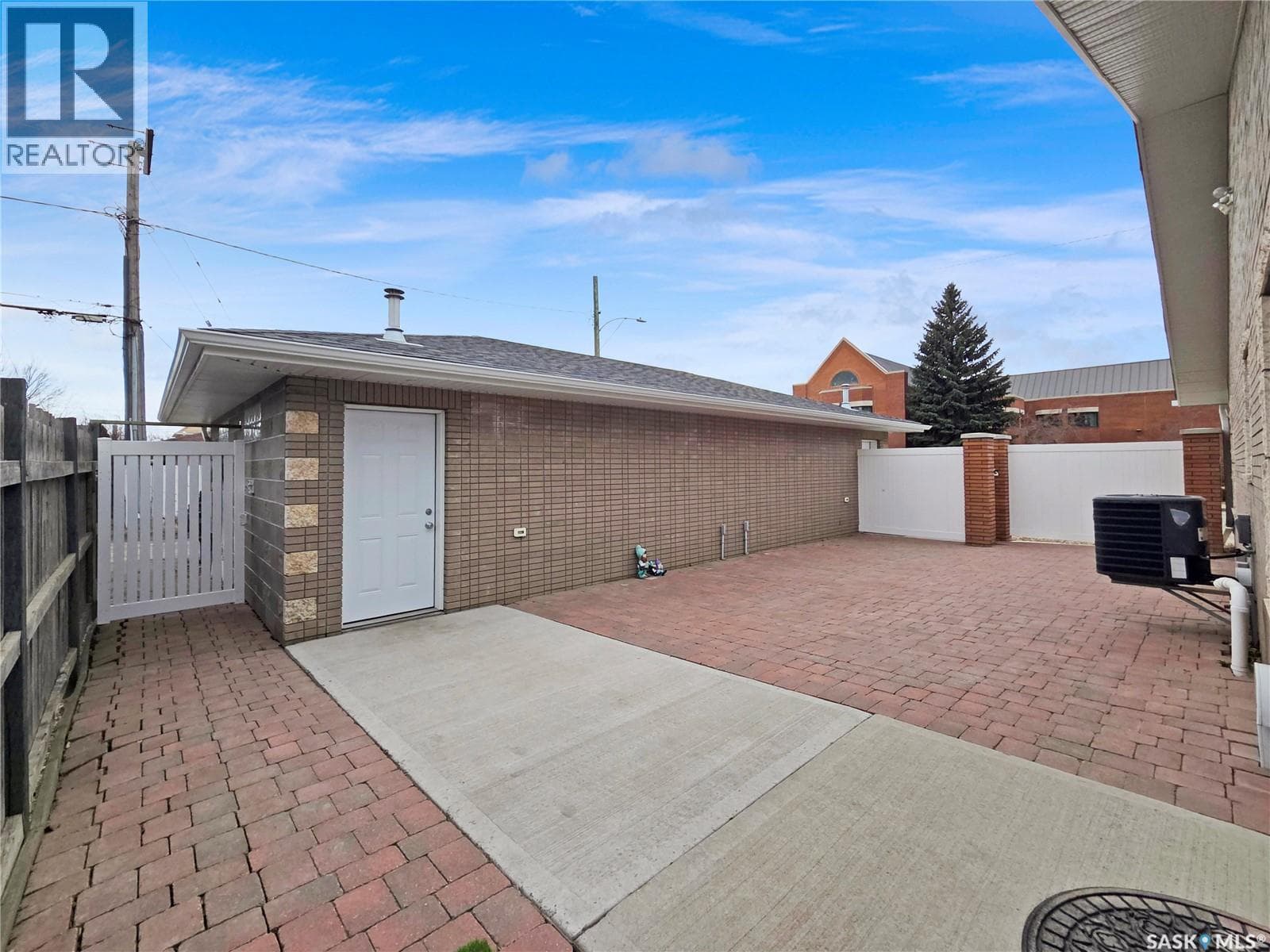 A&B 125 2nd AVENUE NE — photo 5