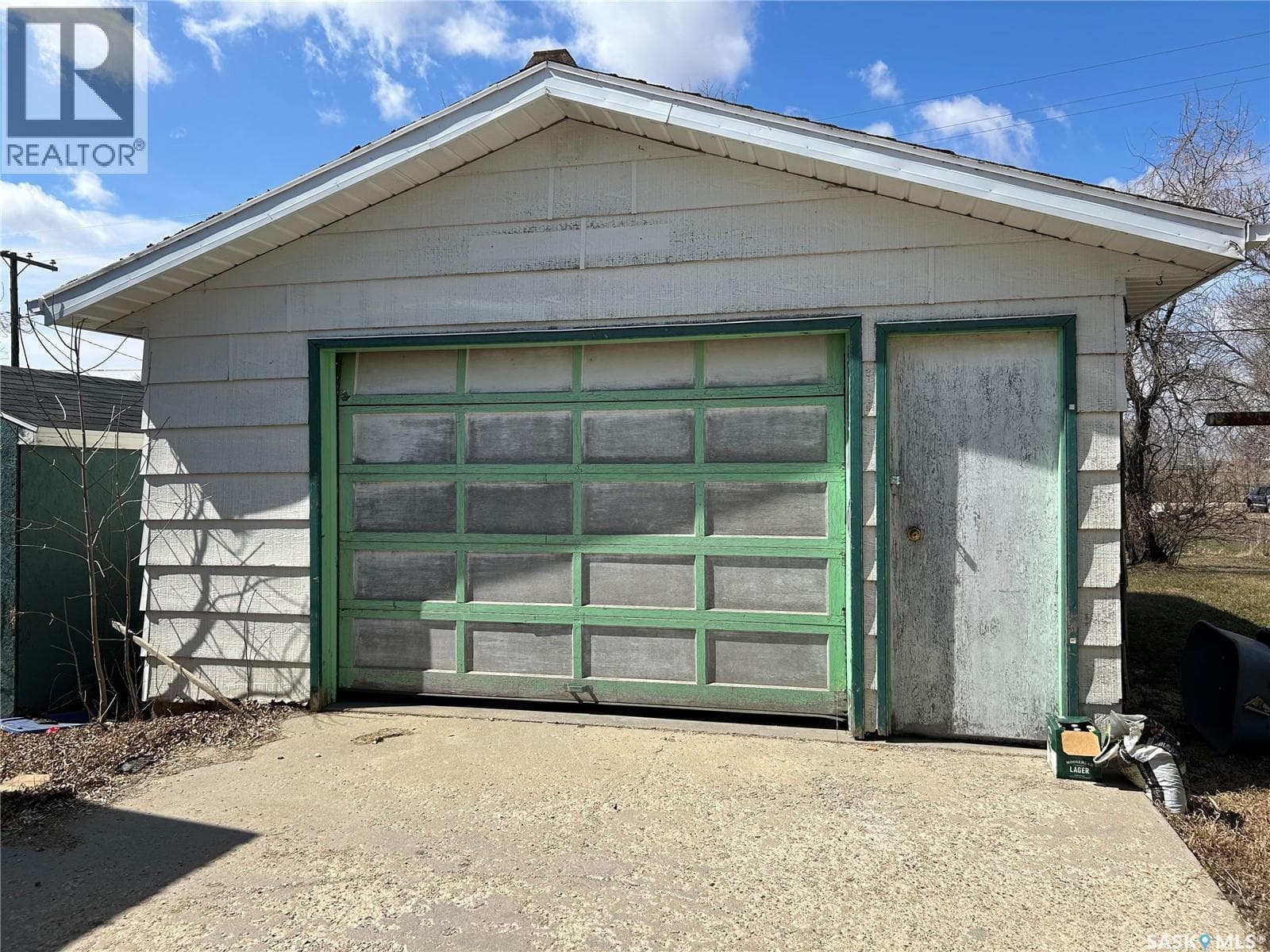 321 3rd STREET photo 2