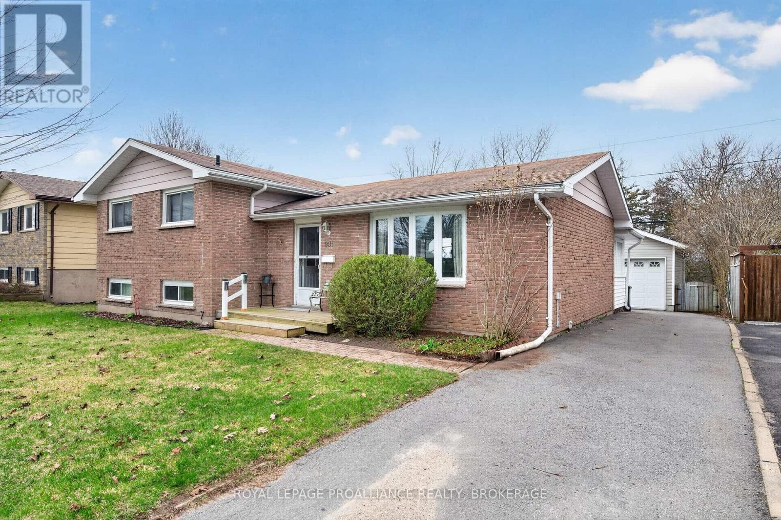 931 AUDEN PARK DRIVE photo 2