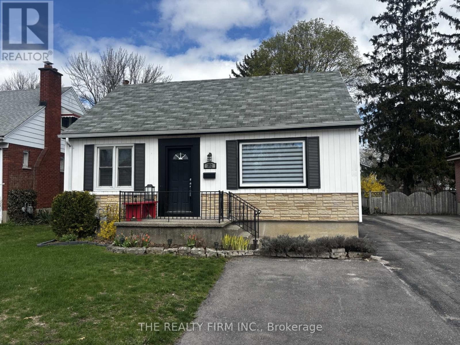 4 bed 2 bath single family at 352 HALE STREET — $499,900