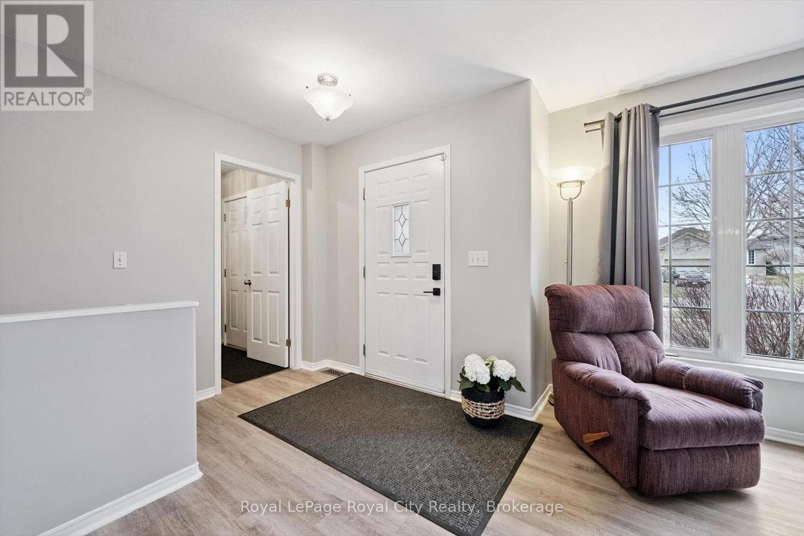 119 MEADOWRIDGE DRIVE photo 4