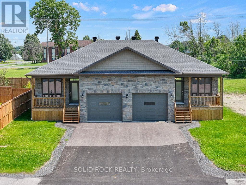 3 bed 3 bath single family at 9 BILLINGS AVENUE W — $535,000