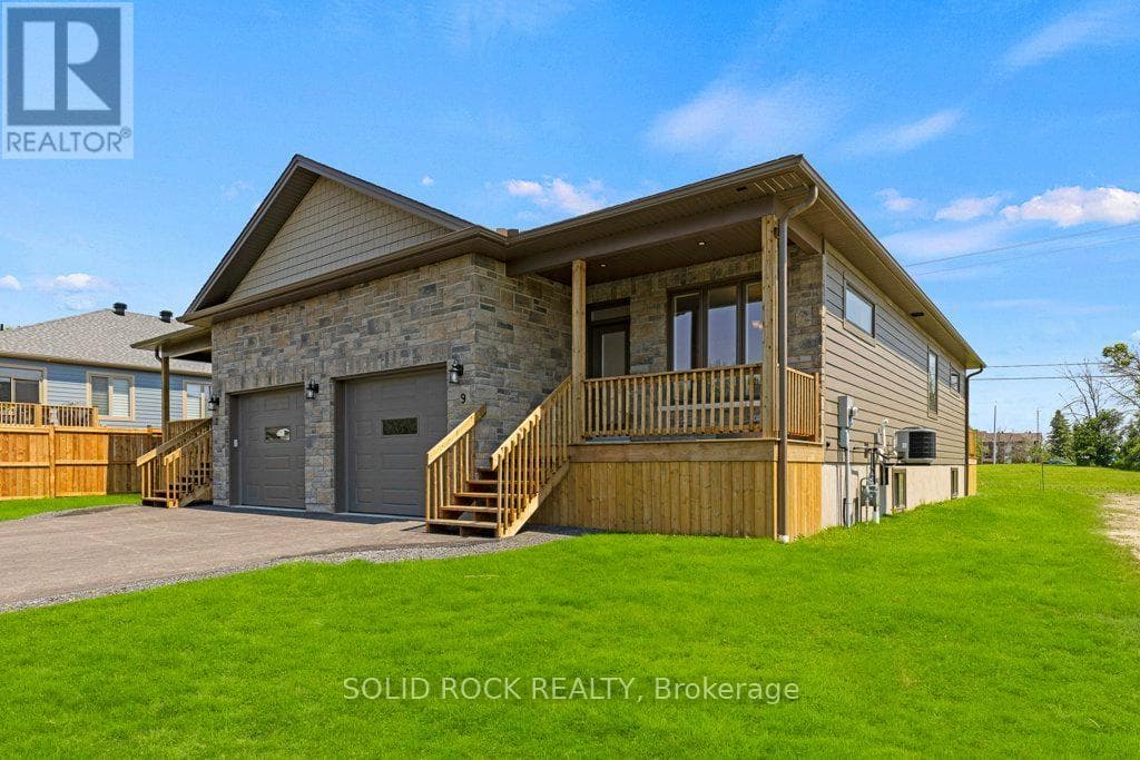 9 BILLINGS AVENUE W photo 3