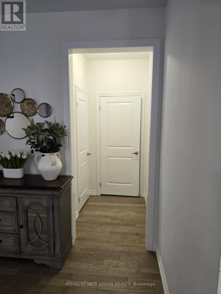 33 BREMNER STREET photo 4