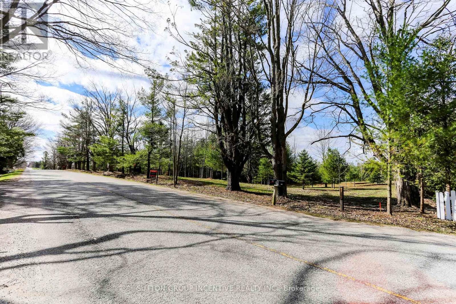 PART 4 - 2774 OLD SECOND ROAD S photo 2