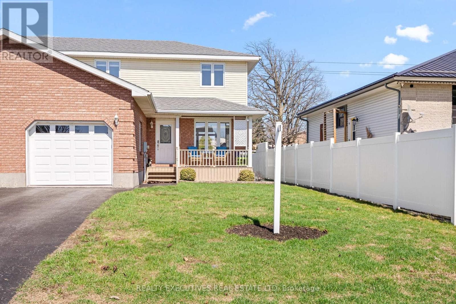 5520 BRIDLEWOOD COURT photo 2