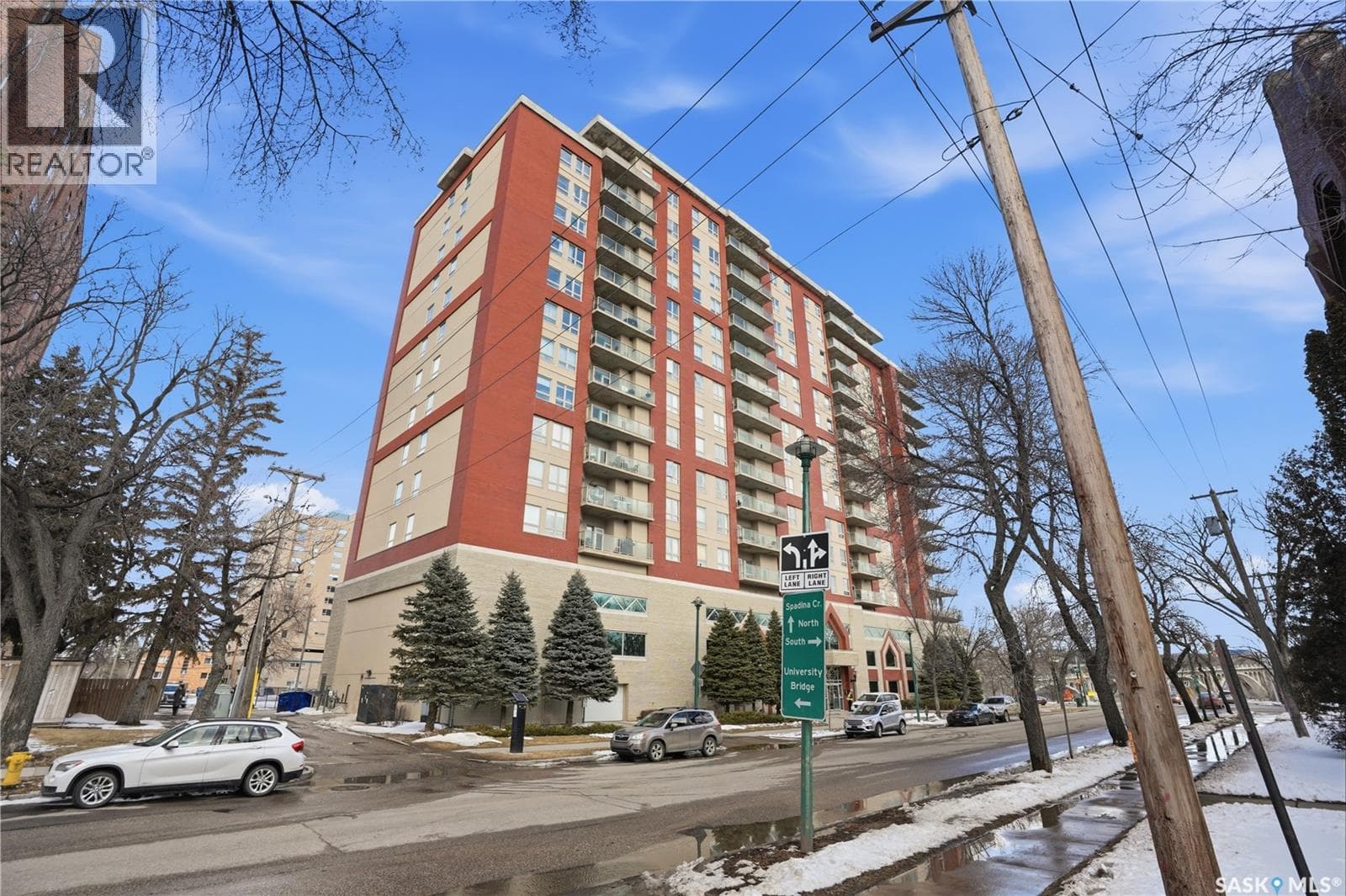 701 902 Spadina CRESCENT E — photo 2