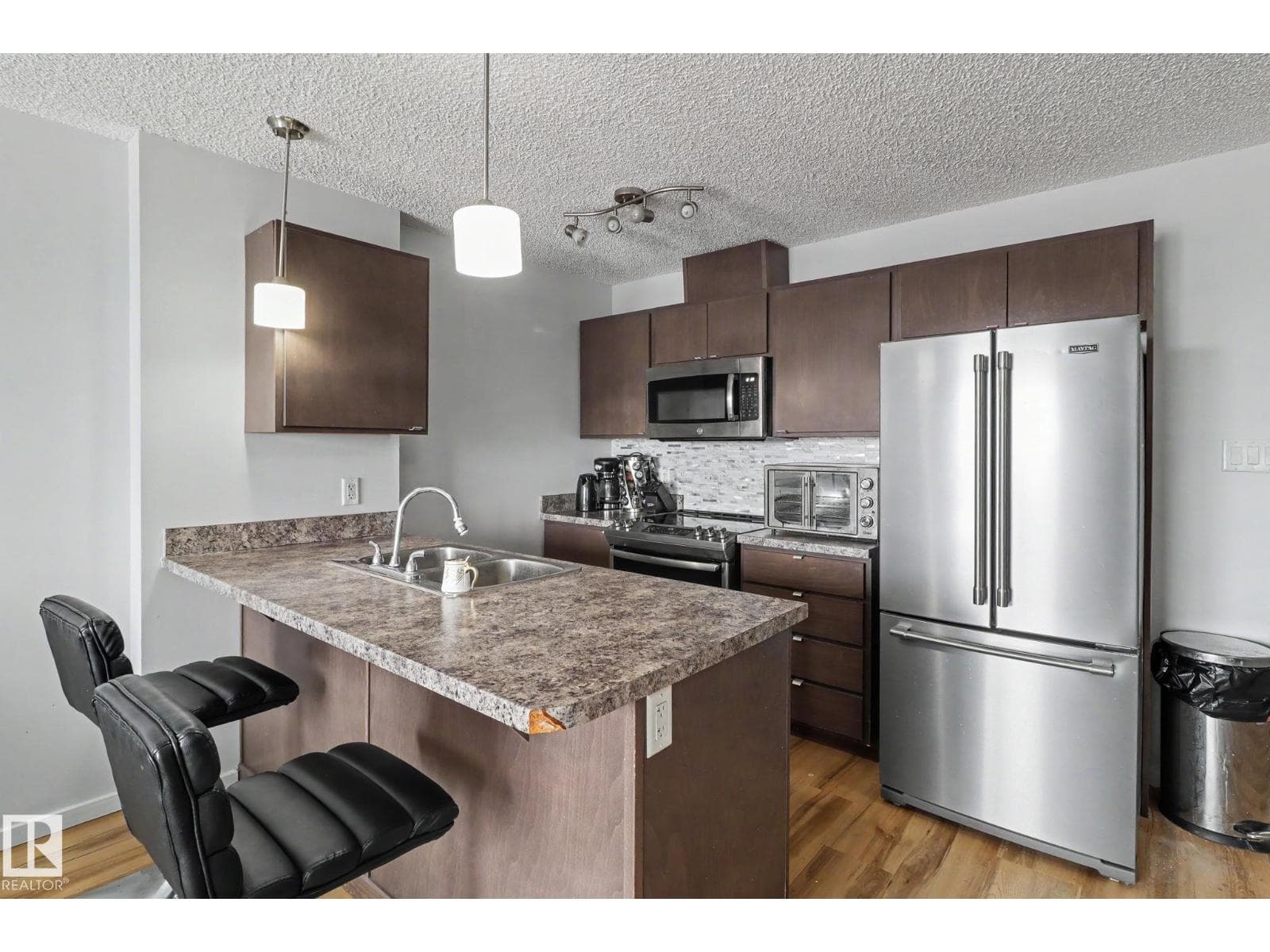 #451 1196 HYNDMAN RD NW photo 4