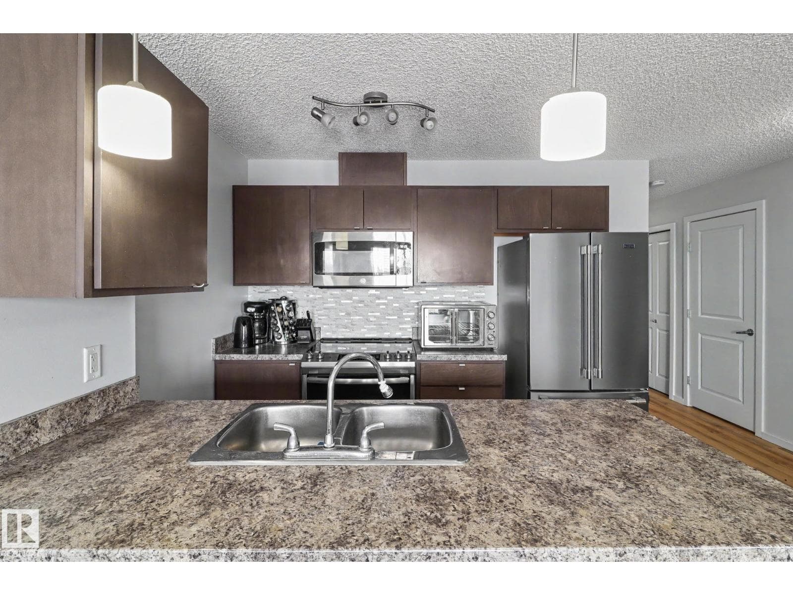 #451 1196 HYNDMAN RD NW photo 5