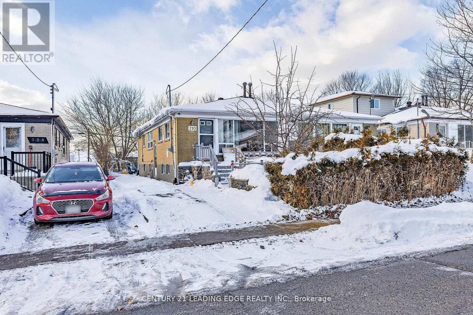 6 bed 2 bath single family at 210 LINDEN AVENUE — $799,000