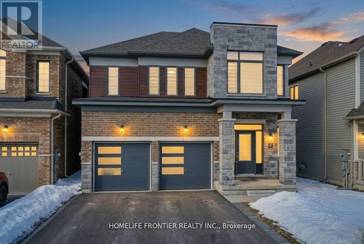 27 BANNISTER ROAD SE photo 2