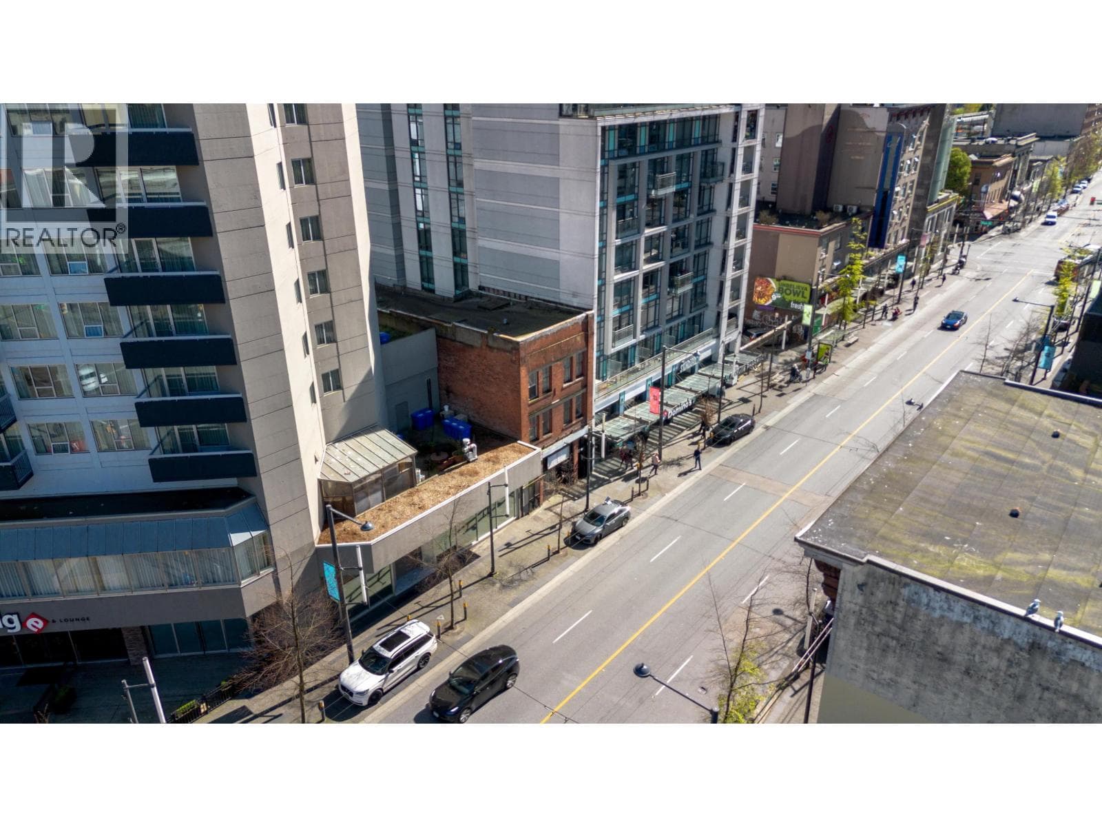 1130 GRANVILLE STREET photo 2