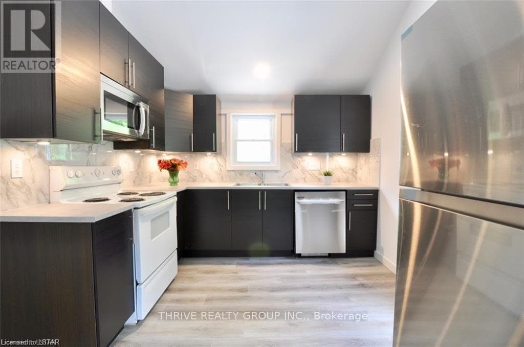 784 LITTLE GREY STREET photo 4