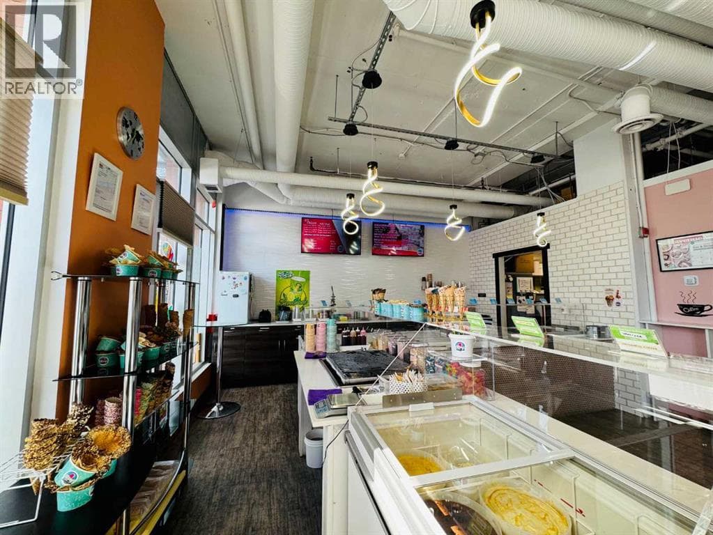 1102 3 Avenue NW photo 3