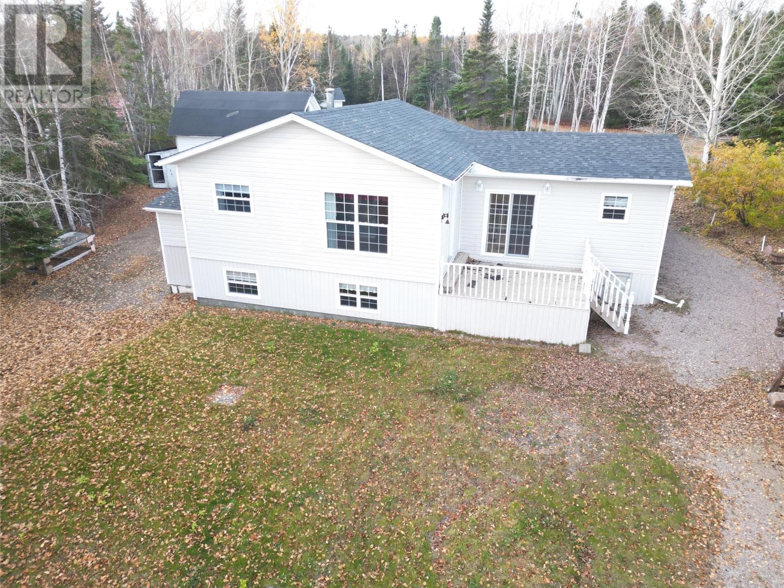 1 Crooked Lake Road photo 4