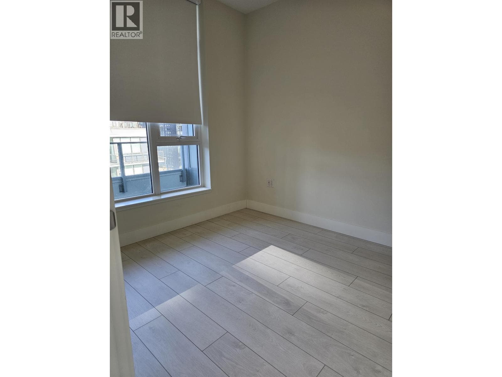 616 3438 SAWMILL CRESCENT photo 4