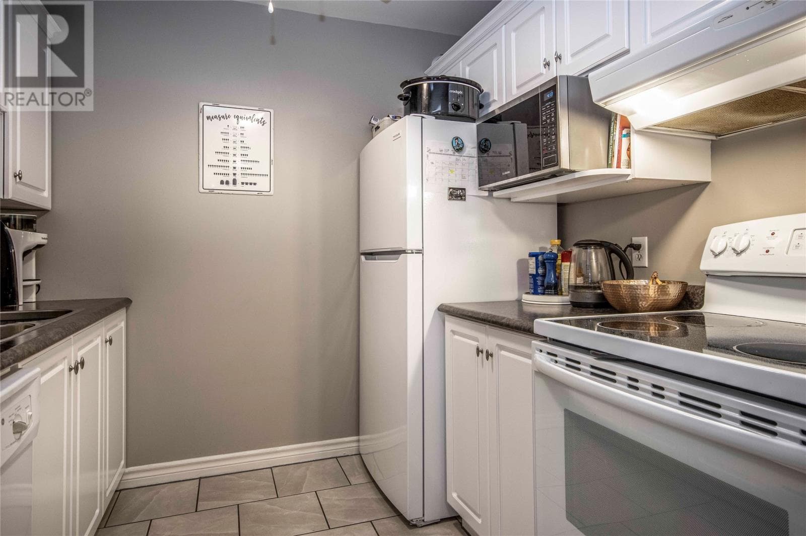 11 Janeway Place Unit#202 photo 2