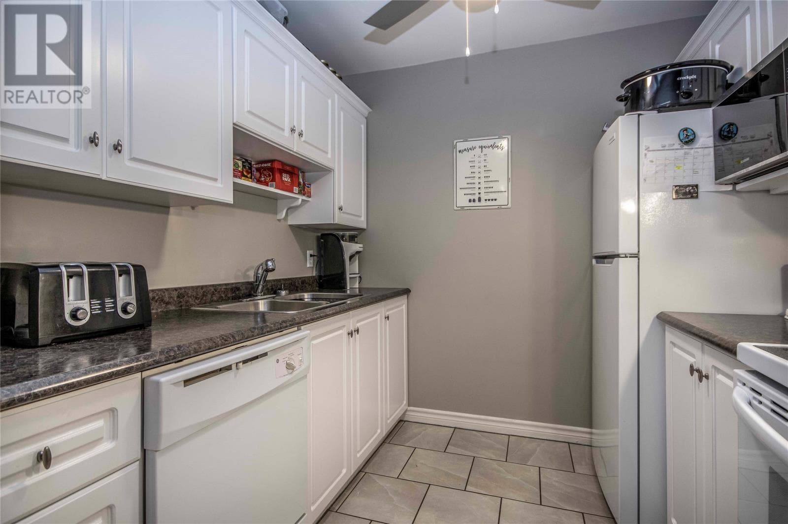 11 Janeway Place Unit#202 photo 3