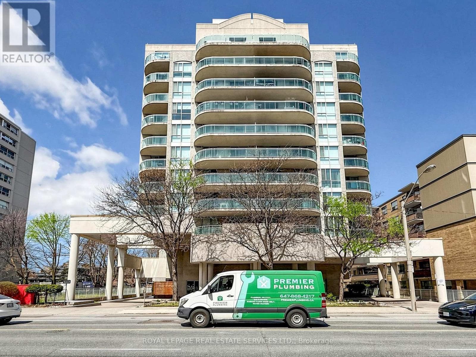 203 - 398 EGLINTON AVENUE photo 2