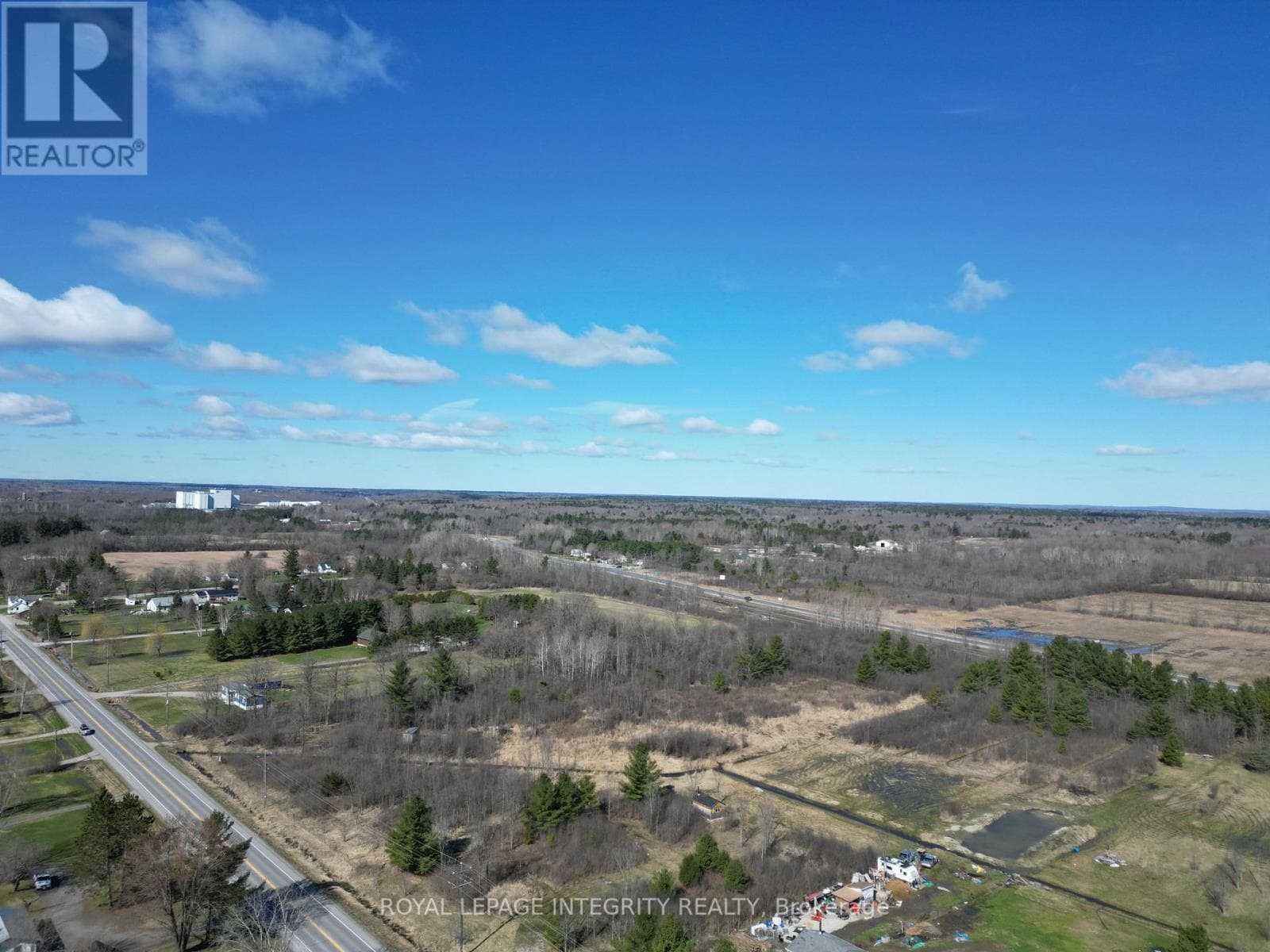 810 CHRISTIE LAKE ROAD photo 4
