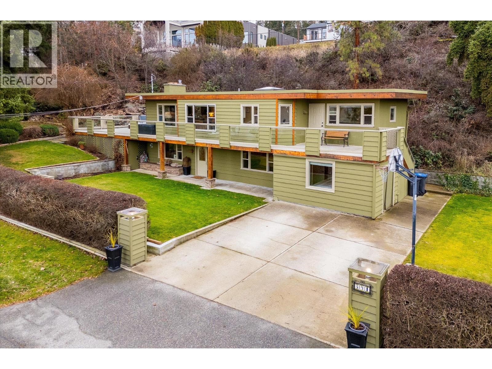 391 Braeloch Road photo 2