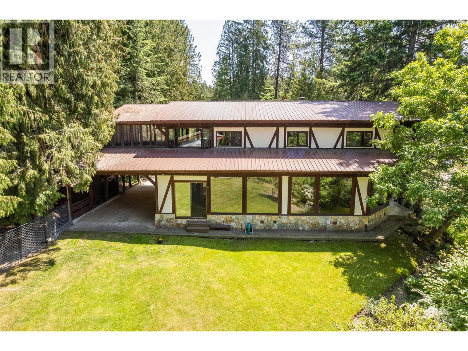 10208 TWIN BAYS Road photo 5
