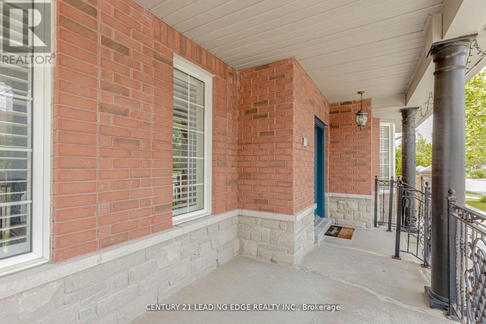 15 ALDEN SQUARE photo 5