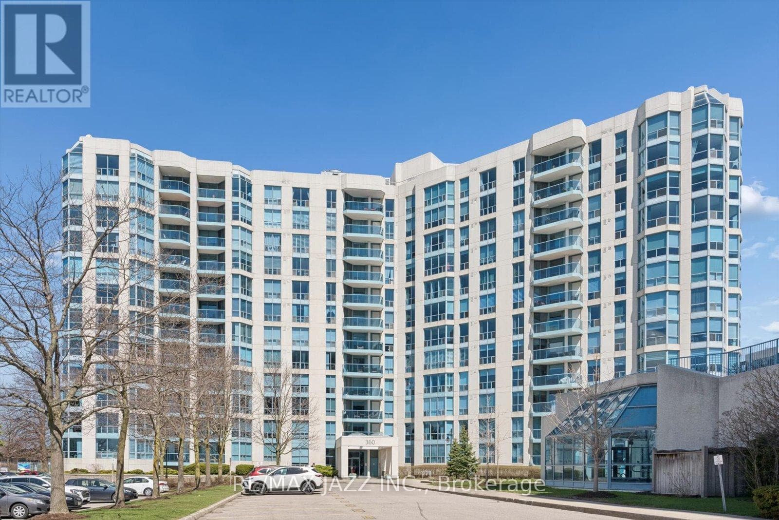 2 bed 2 bath single family at 1112 - 360 WATSON STREET W — $749,900