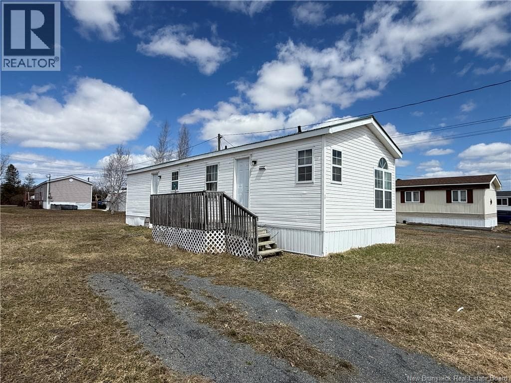2 bed 1 bath single family at 17 View Lane — $60,000