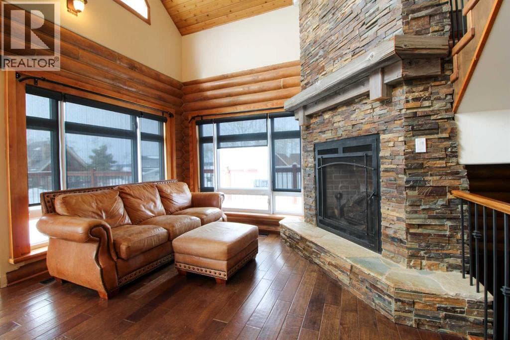 16 Lakeview Drive photo 5