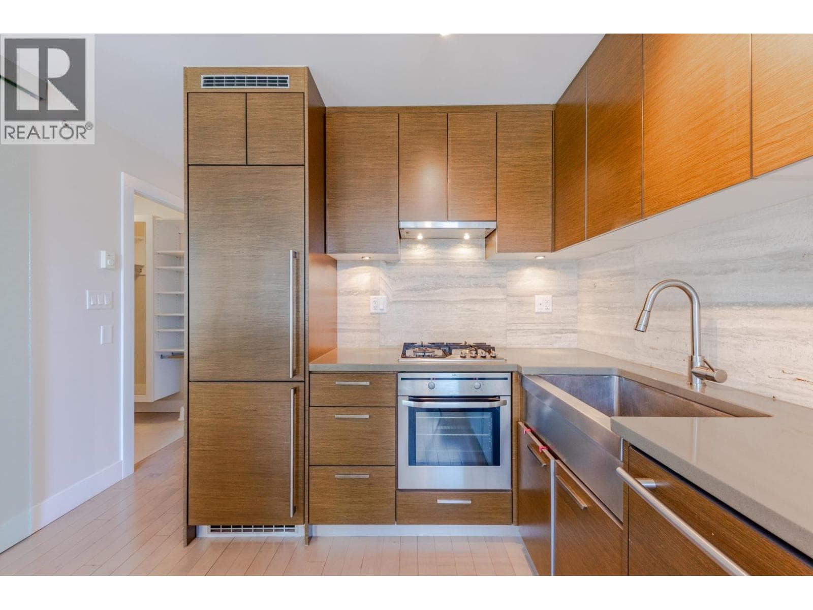 1106 535 SMITHE STREET photo 4