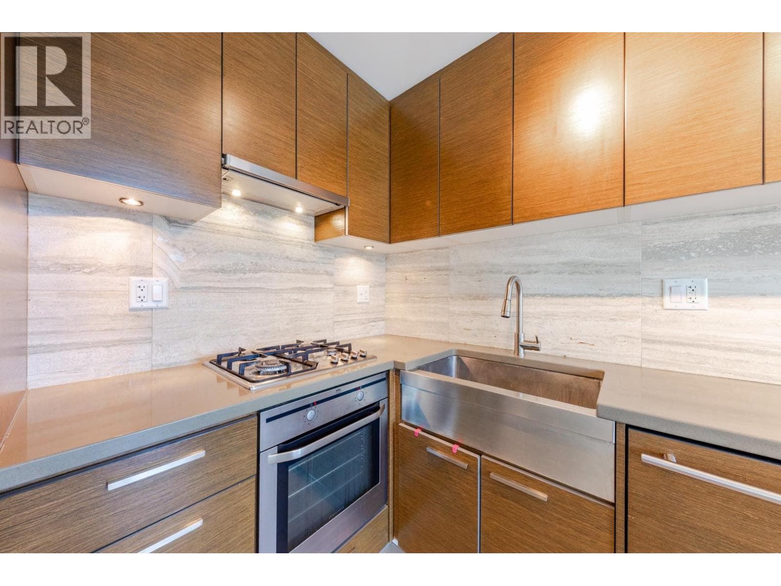 1106 535 SMITHE STREET photo 5