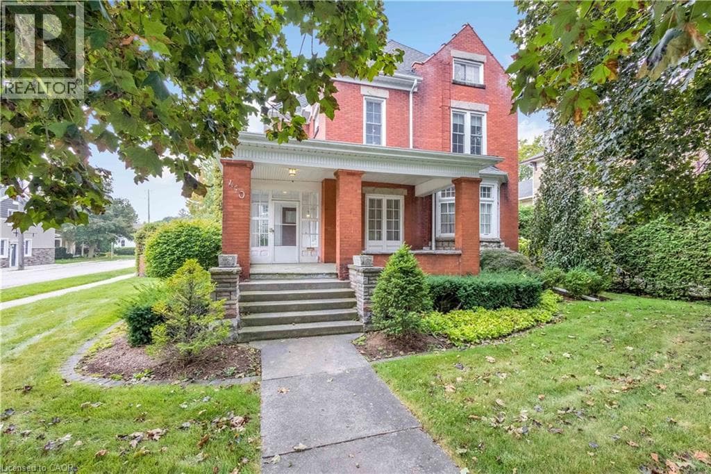 3 bed 4 bath single family at 410 MAIN Street W — $730,000