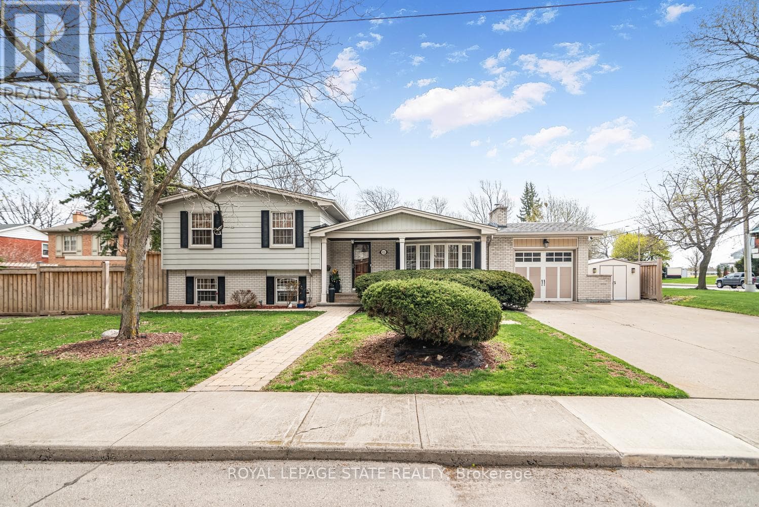 92 AUCHMAR ROAD photo 2