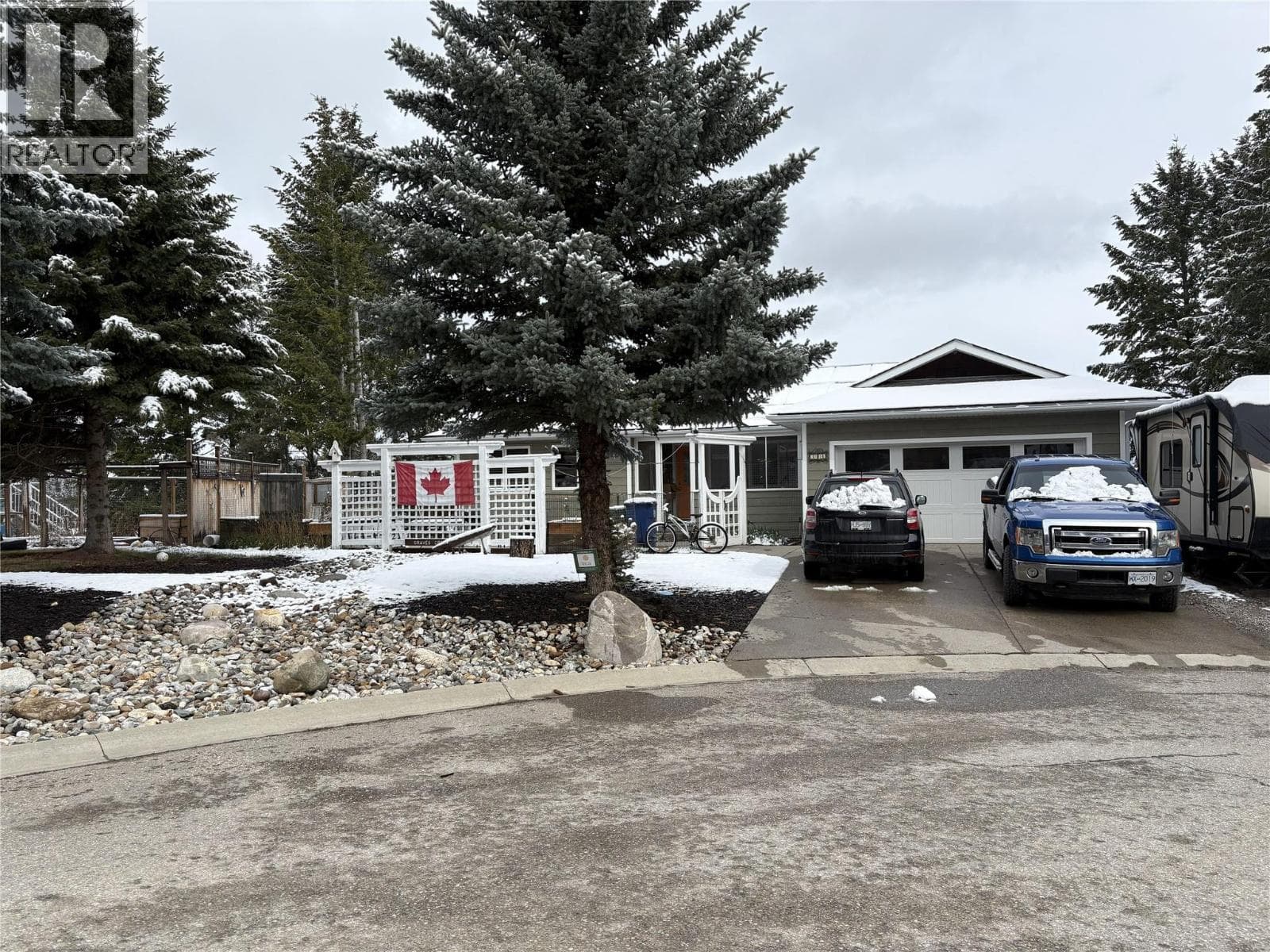 4 bed 3 bath single family at 304 Westridge Place — $919,900