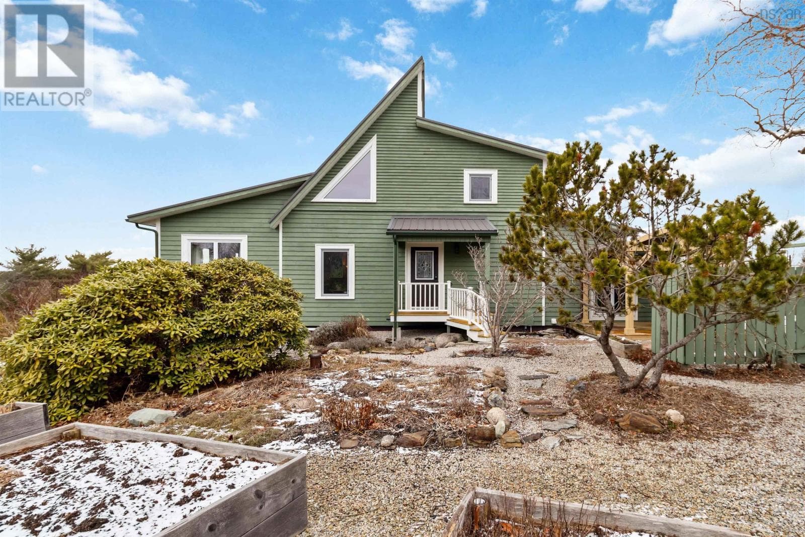 4058 Highway 325 photo 4