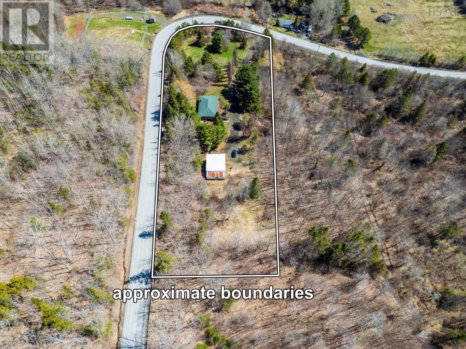 663 Hampton Mountain Road photo 4