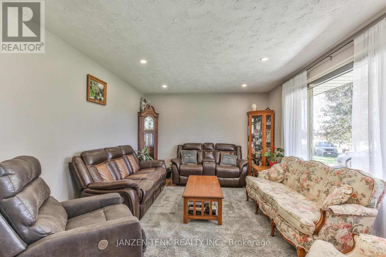6551 SPRINGFIELD ROAD photo 5