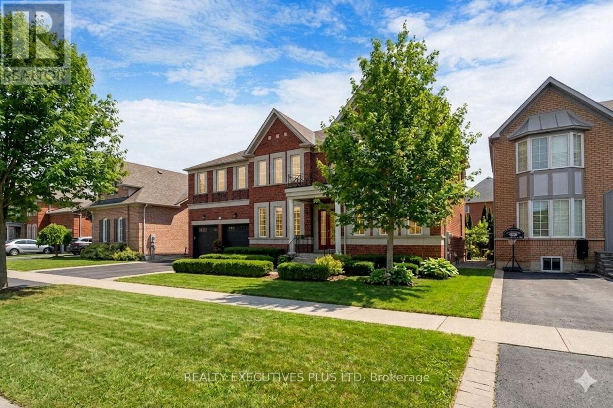 46 WILLIAMSON DRIVE W photo 3
