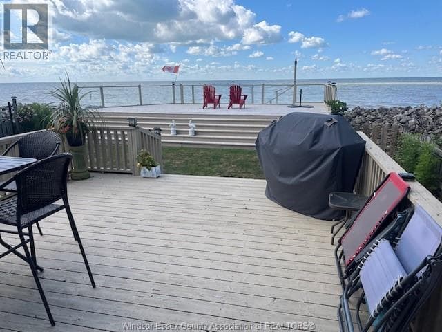 2 bed 1 bath single family at 813 ERIE SHORES DRIVE — $579,000