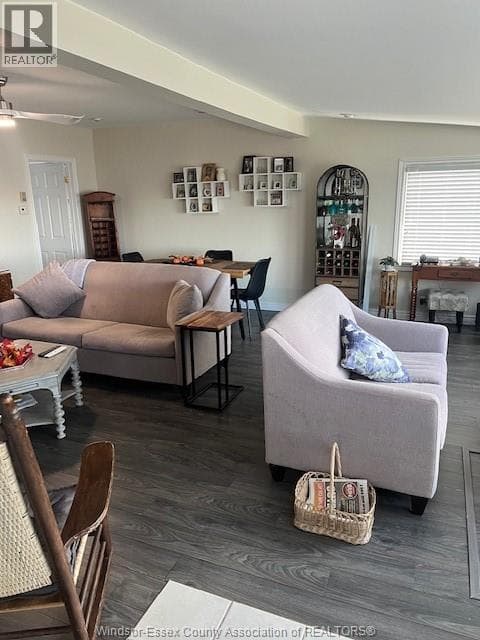 813 ERIE SHORES DRIVE photo 5