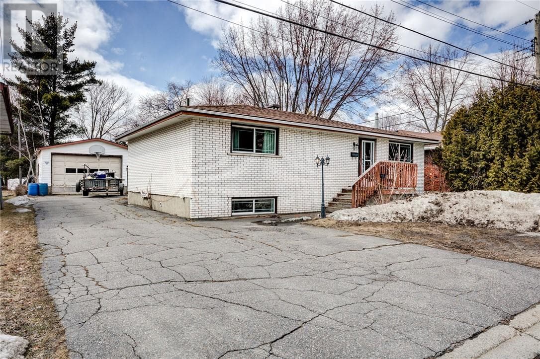 3 Rideau Avenue photo 2