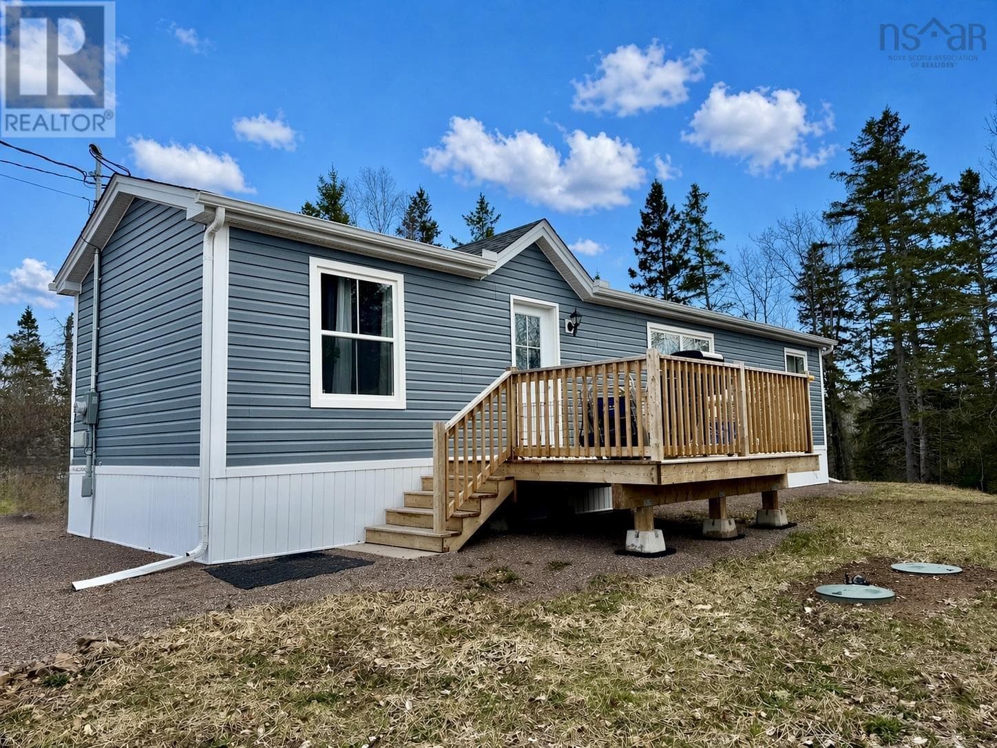 2 bed 1 bath single family at 3710 366 Highway — $199,900