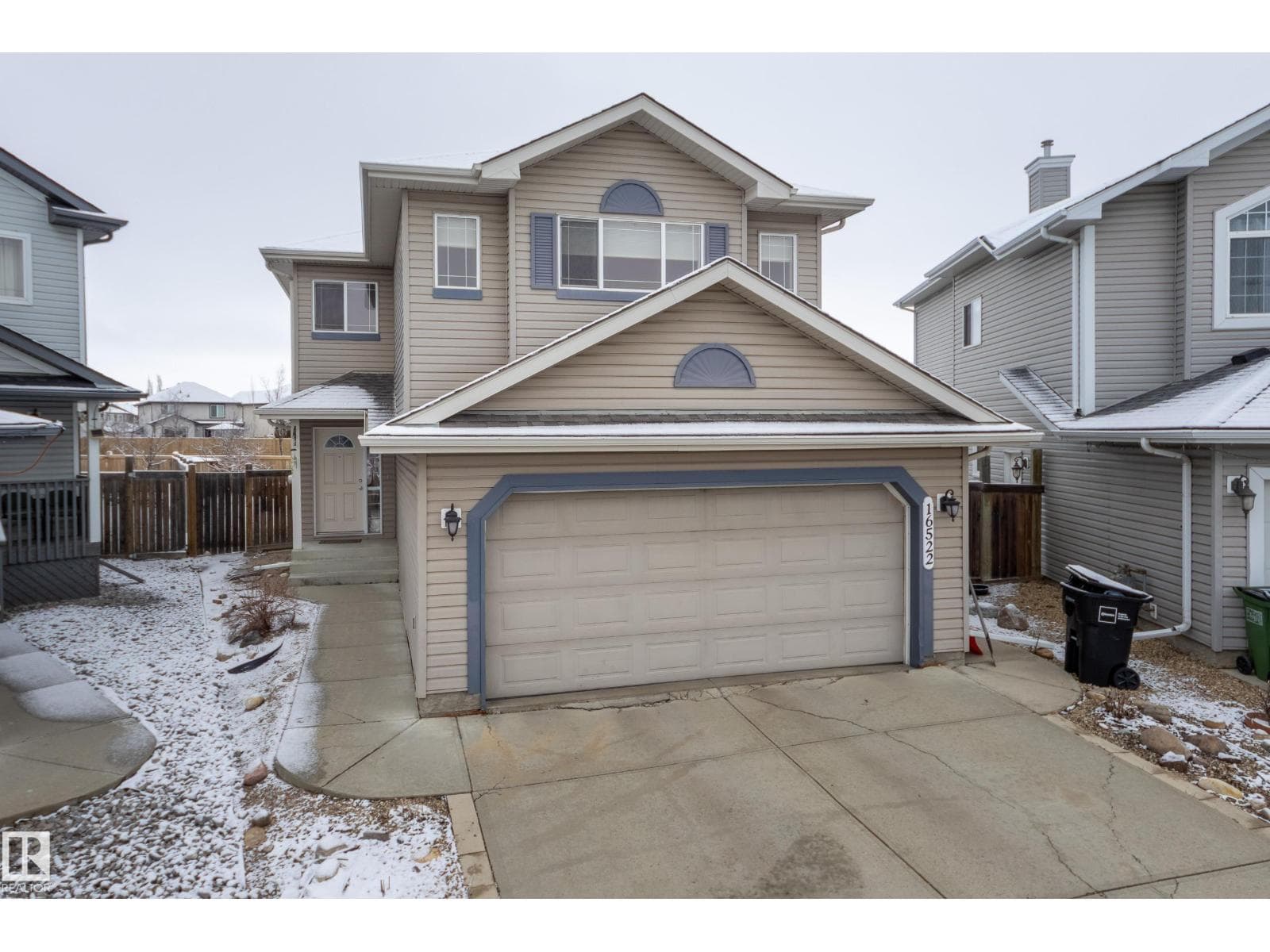 4 bed 4 bath single family at 16522 56 ST NW — $535,000