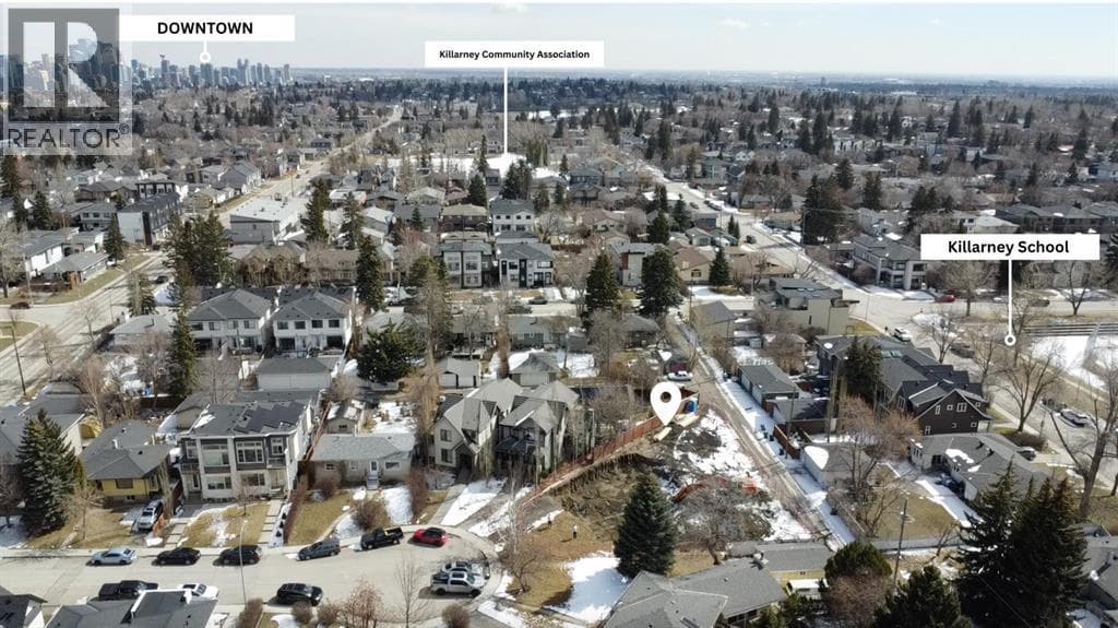 2826 31 Street SW photo 2