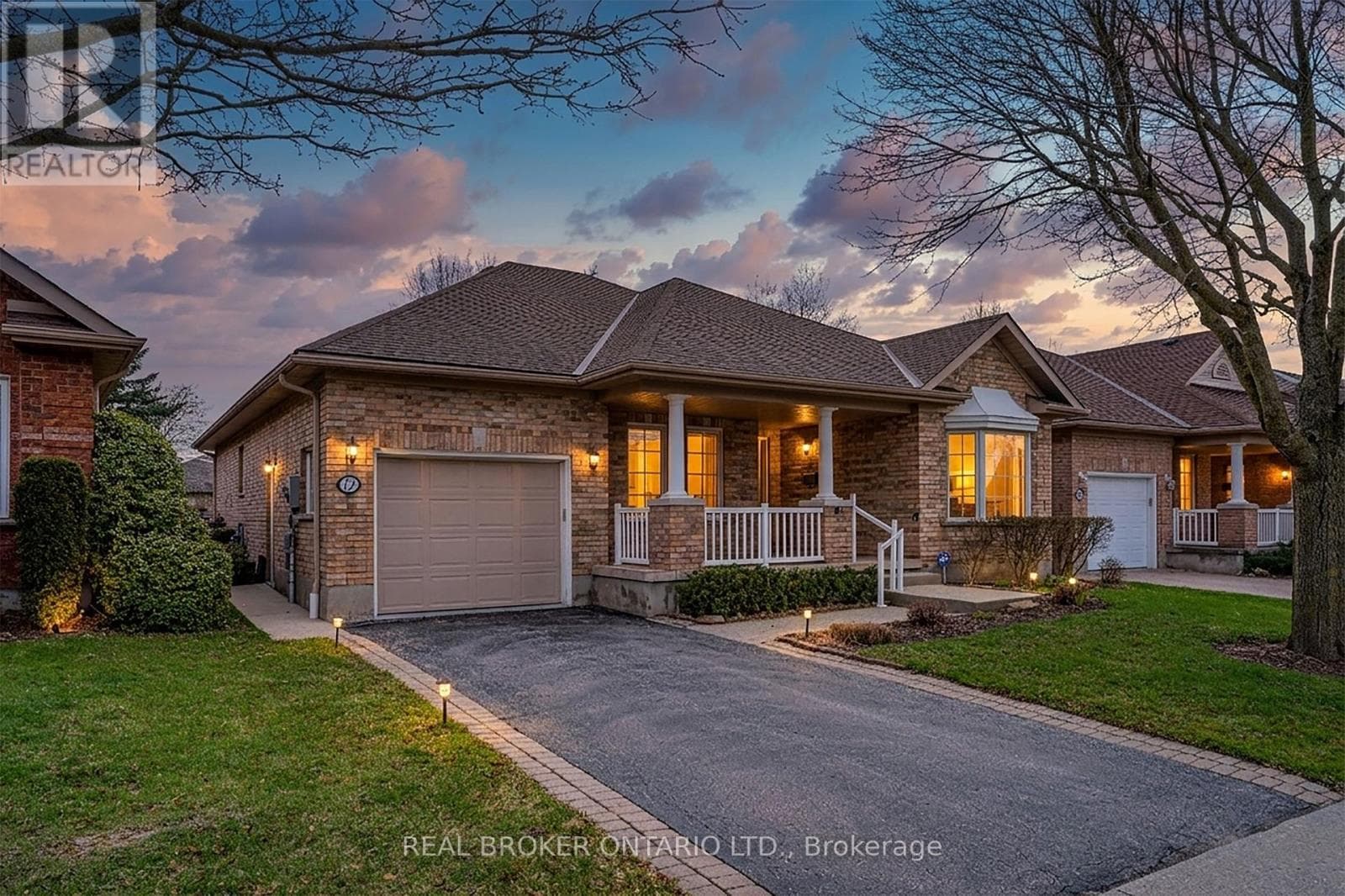17 PARKSIDE DRIVE photo 2