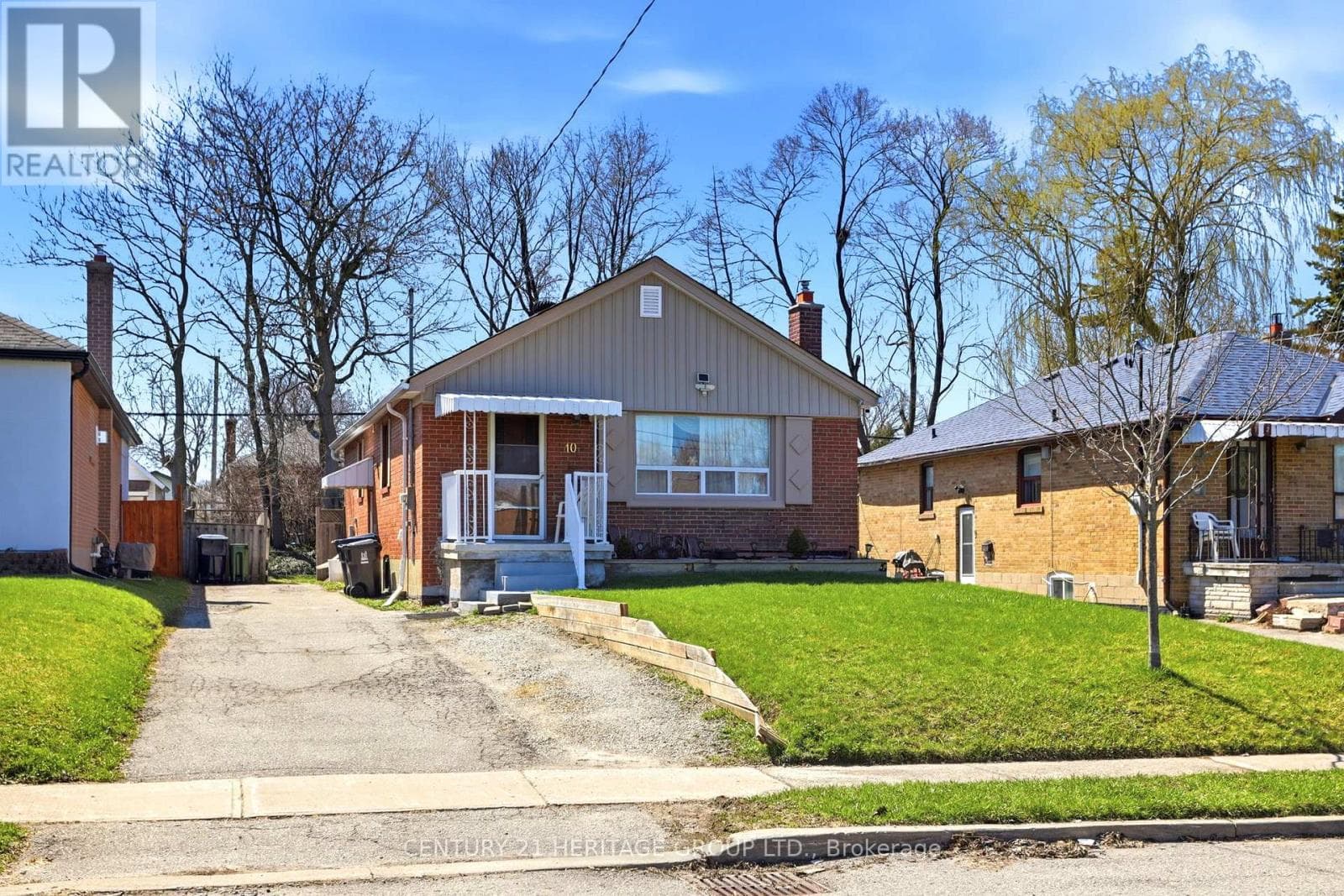 10 GARTHWOOD DRIVE photo 2