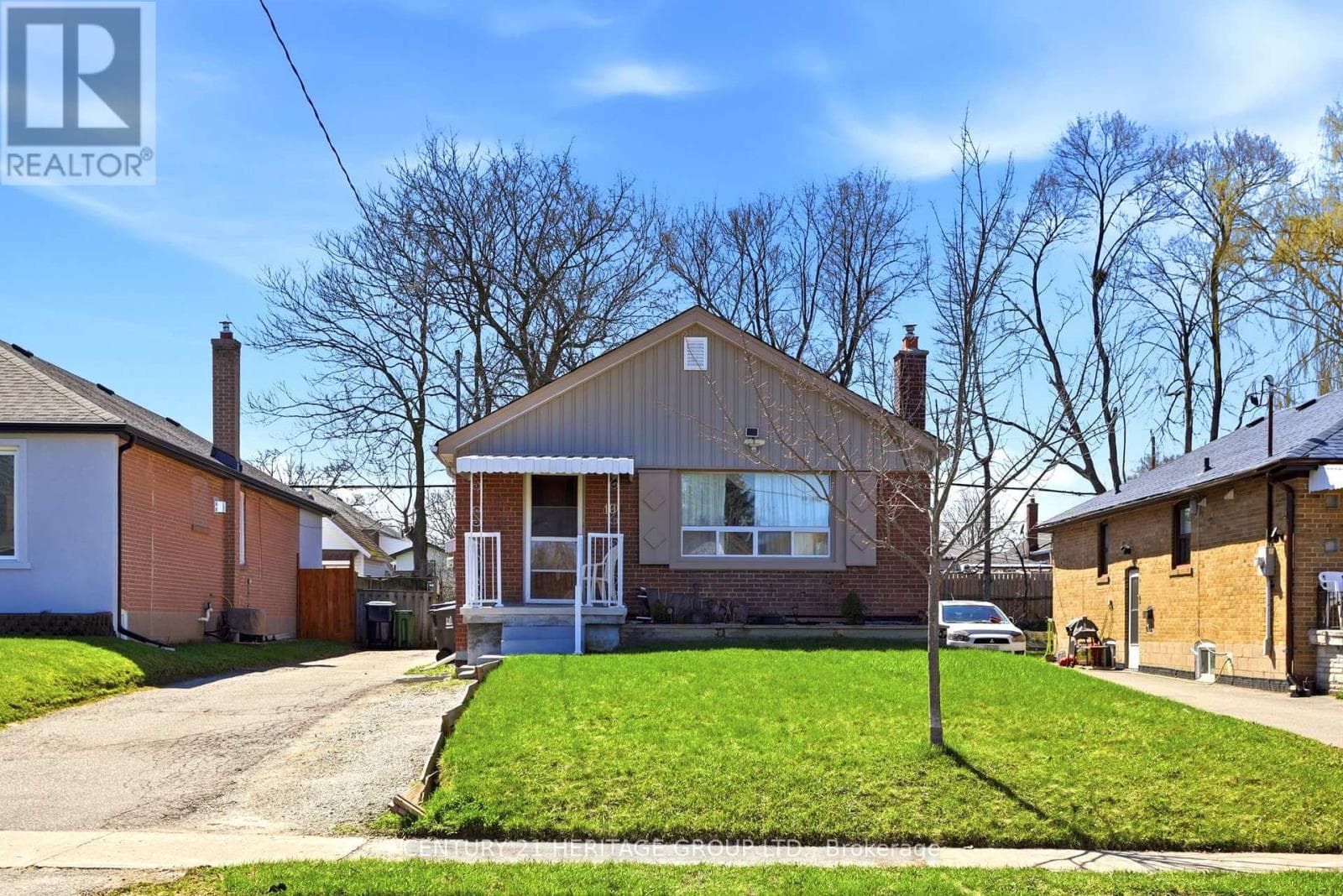 10 GARTHWOOD DRIVE photo 3