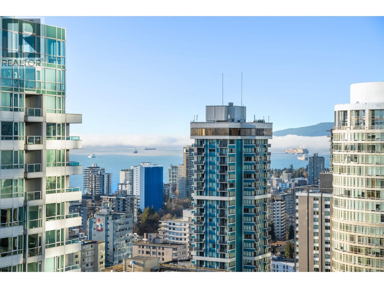 2 bed 3 bath single family at 3001 1111 ALBERNI STREET — $1,998,000