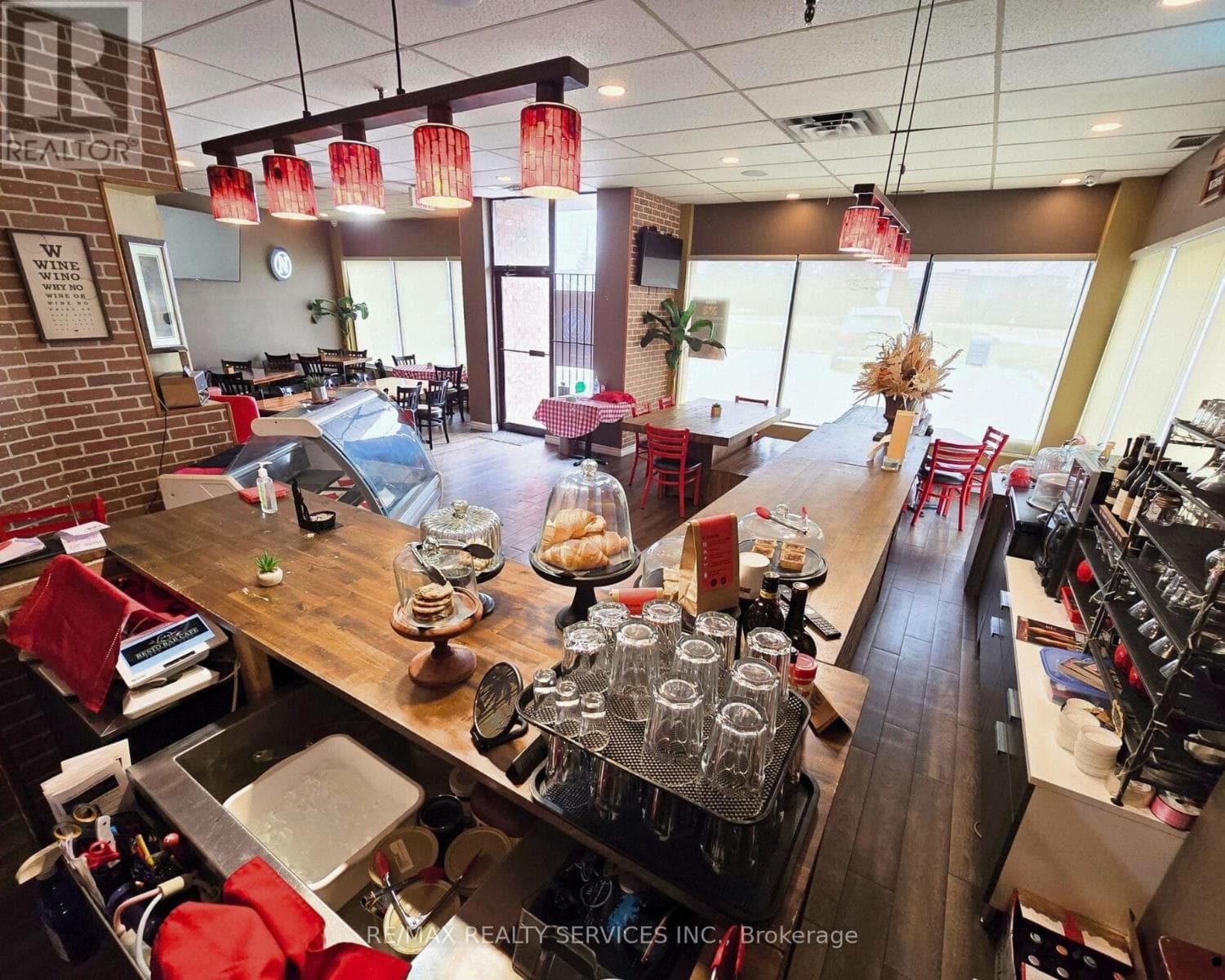 30 - 19 KENVIEW BOULEVARD photo 2